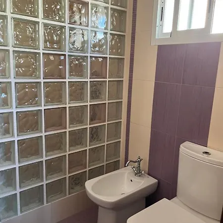 Casa Con Piscina Cerca De Semesterbostad